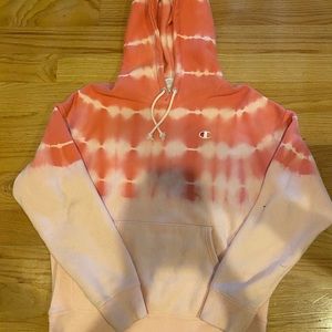 BRAND NEW COMFY CHAMPION HOODIE